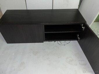 Skřínka pod TV - 4
