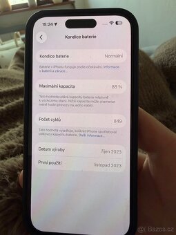 IPhone 15pro modrý titan - 4