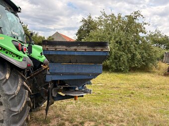 Rozmetadlo průmyslových hnojiv - 4