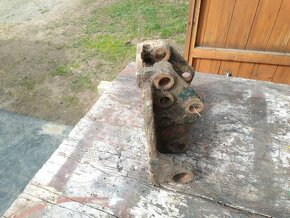 Držák závěsu Zetor crystal 8011 - 4