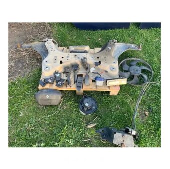 Renault Laguna 2 - náhradní díly - 4