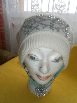 Dámská čepice - 4