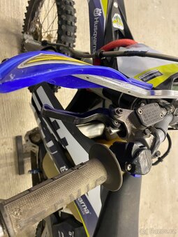 Husqvarna TE 300 - 4