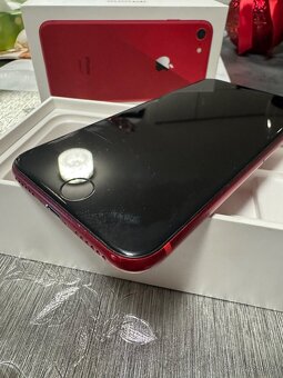 Iphone 8 64GB RED edice - 4