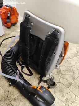 Zádový benzínový Rosič STIHL SR 430 - 4