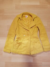 Žlutý krátký flaušový kabátek, vel. S/M - 4
