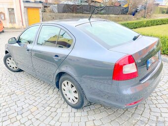 -ŠKODA OCTAVIA 1.6TDi 77kW,TEMPOMAT, 1.MAJITEL,SER.KNÍŽKA, - 4