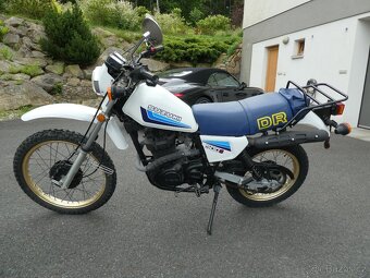 Suzuki DR 500s - 4