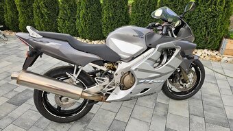 Honda CBR 600 F, 2006, 21,5tis. Km - 4