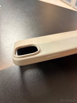 Kryt na iPhone 15 Plus - 4