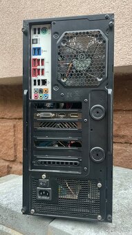 AMD FX-8120 počítač - 4
