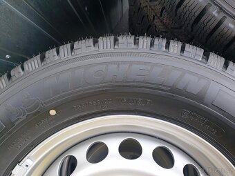 VW 5x120 235/65/16c zimní NOVÉ - 4
