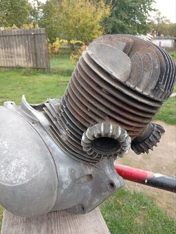 Motor Jawa Pérák (Janeček) - 4