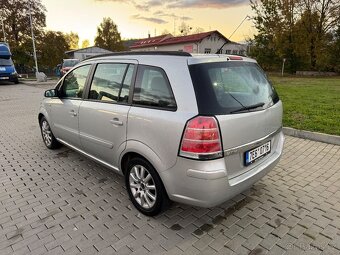 Opel Zafira 1,6i 77kW, 7 míst - 4
