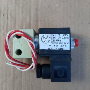 Prodám nd na Liaz V3s Tatra - 4