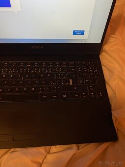 Lenovo Legion Y530-15ICH Černý Herní Notebook - 4
