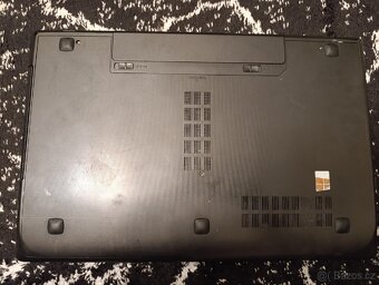 Notebook Lenovo G700 – velký notebook / na díly nebo opravu - 4
