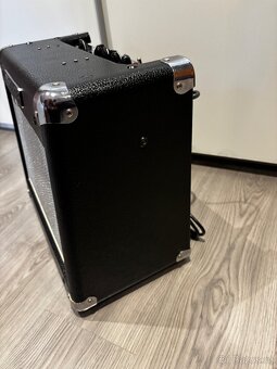 Elektrický kytarový lampový zesilovač BEHRINGER - 4