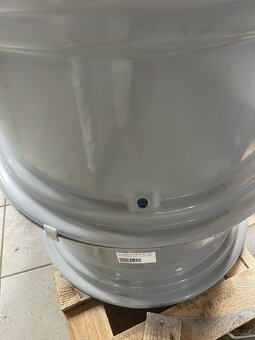 Originální ráfky na traktor Belarus, traktorbagr Belorus EO - 4