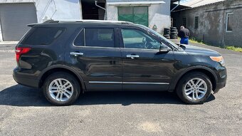 Ford Explorer - 4