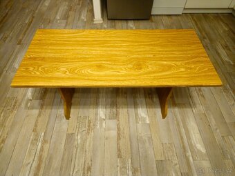 Konferenční stolek - 4