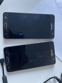 2x telefon Samsung galaxy J5 (6) + další telefony na díly - 4