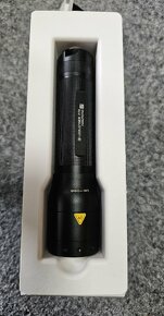 TOP SVÍTILNA LEDLENSER P7R ,powerbanka Flex 7 - 4