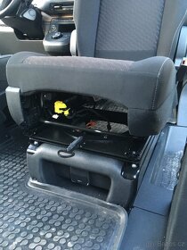 Otočná konzole Toyota Proace - 4