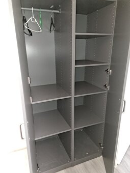 Pronájem bytu 1+kk • 44 m², Ostromečská 436/7, Praha 3 - 4