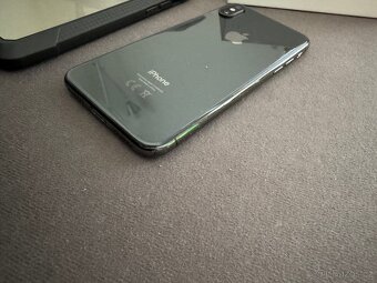 Apple iPhone X 64gb - 4