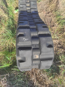 Pas Bobcat 300x84x46 zanovni 1X - 4