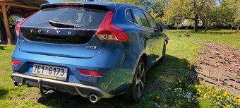 Volvo v40 R-Design - 4