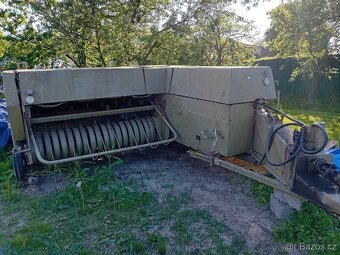 Vysokotlaký lis K454 na malé balíky sena/slámy - 4