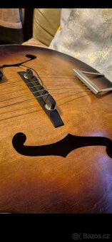 Kytara Silvertone typu gibson - 4