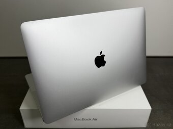 MacBook Air 13'' 2020 / M1 / 8GB / 256GB SSD / Silver - k - 4