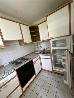 Kuchyňská linka se spotřebiči, použitá, pěkný stav - 4