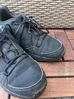 Tenisky, zn.Adidas, vel. 35,5 - 4