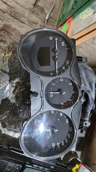 Seat řídící jednotka - 4