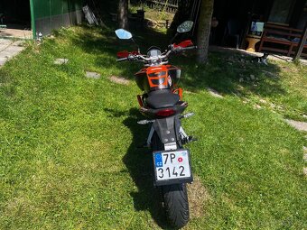 KTM Duke 125 2011 - 4