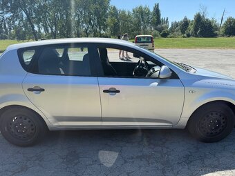 Kia Cee’d - 4