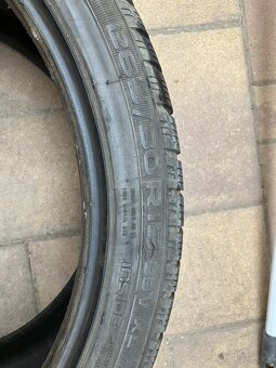 Nokian WR A4 285/30 R19 zimní - 4