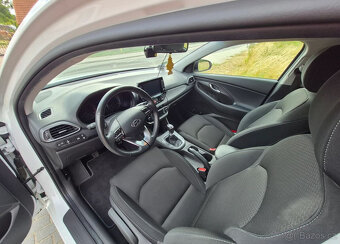 Hyundai i30 1.4 T-GDI 103kw Plus Comfort - 4