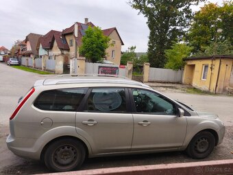 Ford Focus 2009 1.6 74kW - 4