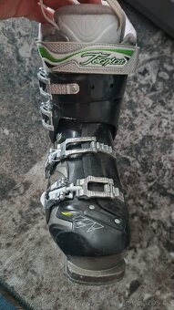 Přeskáče Prodej lyžařských bot vel 41, 265mm Tecnica
 - 4