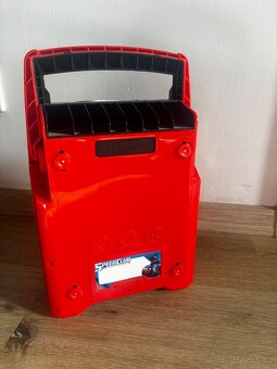 Hot Wheels sada (el. autodráha + hrací foplňk - 4