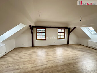 bytová jednotka 2+KK, náměstí Sv. Vavřince, Horní Blatná - 4