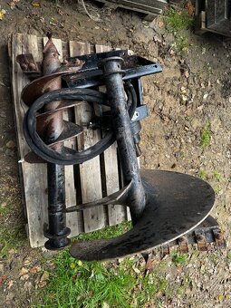 Půdní vrták pro Vermeer, DitchWitch - 4