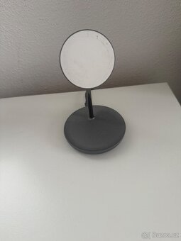 Prodám Iphone 16Pro 128gb v dobrém stavu - 4