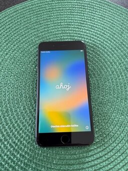 Prodám iPhone 8 Plus 256 GB vesmírně šedý - 4