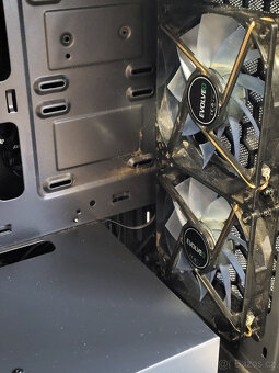 EVOLVEO T4 Herní skříň case - 4